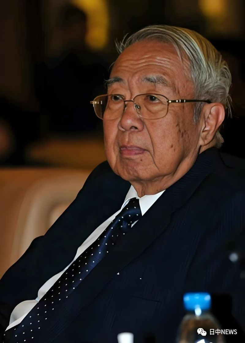 微信图片_20250923173114_719_271.jpg